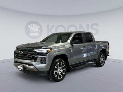 Used 2024 Chevrolet Colorado Z71 w/ Z71 Convenience Package 2