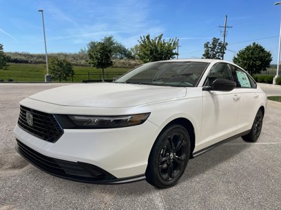 New 2025 Honda Accord SE