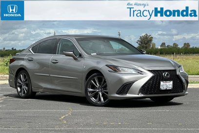 Used 2019 Lexus ES 350 F Sport w/ Accessory Package 2