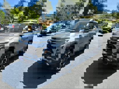 New 2026 Chevrolet Equinox ACTIV w/ Convenience Package III