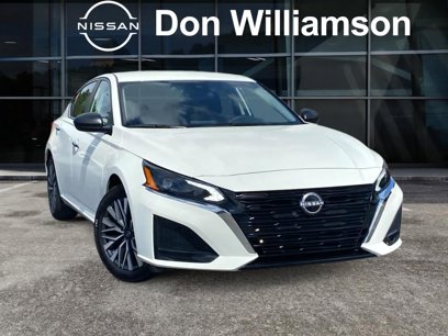 Used 2025 Nissan Altima 2.5 SV