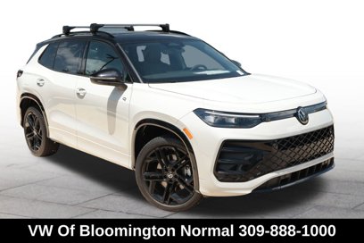 New 2025 Volkswagen Tiguan SE R-Line