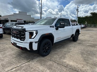 New 2025 GMC Sierra 2500 AT4 w/ AT4 Premium Plus Package