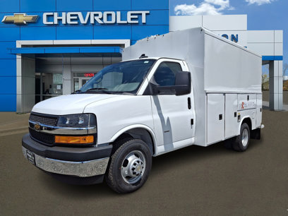 New 2025 Chevrolet Express 3500 w/ Power Convenience Package