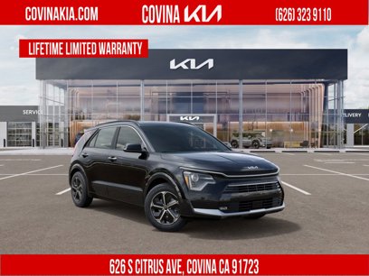 New 2025 Kia Niro SX