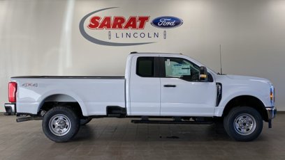New 2025 Ford F350 XL w/ XL Chrome Package