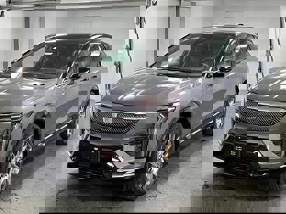 New 2025 Cadillac Optiq Luxury 1
