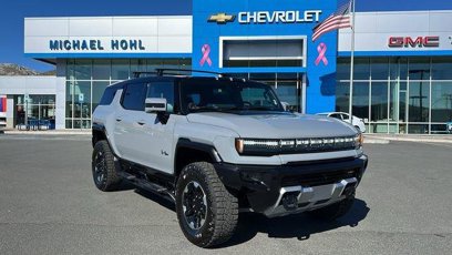 New 2024 GMC Hummer EV 2X w/ Extreme Off-Road Package