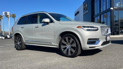 Used 2022 Volvo XC90 T8 Inscription w/ Advanced Package