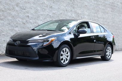 New 2025 Toyota Corolla LE