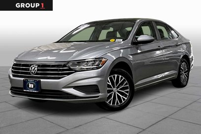 Used 2021 Volkswagen Jetta SE w/ SE Cold Weather Package