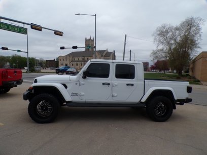 Used 2020 Jeep Gladiator Overland w/ LED Lighting Group