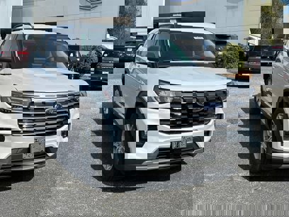 New 2025 Ford Explorer Active w/ Active Comfort Package