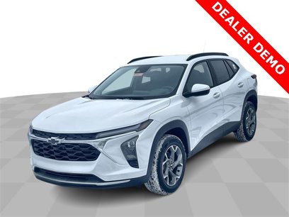 New 2025 Chevrolet Trax LT w/ Driver Confidence Package