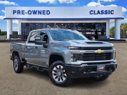 Used 2024 Chevrolet Silverado 2500 Custom w/ Custom Value Package