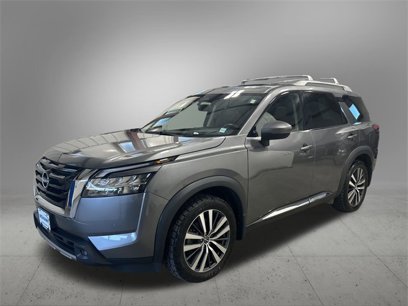 Used 2022 Nissan Pathfinder Platinum