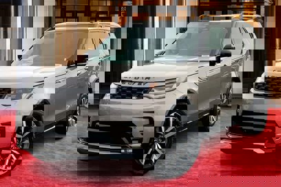 New 2025 Land Rover Discovery Dynamic SE