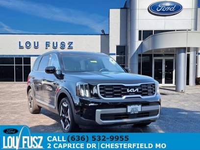 Used 2023 Kia Telluride S w/ S Sunroof Package