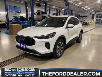 New 2024 Ford Escape Platinum w/ Premium Technology Package