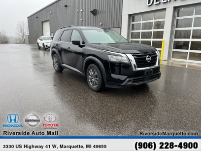 Used 2024 Nissan Pathfinder SV