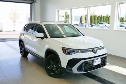 New 2025 Volkswagen Taos SEL
