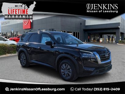 New 2025 Nissan Pathfinder SV