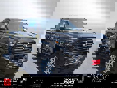 New 2025 Toyota Tacoma SR5