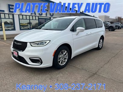 Used 2022 Chrysler Pacifica Touring-L