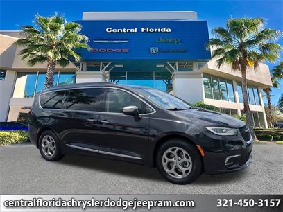 Used 2022 Chrysler Pacifica Limited