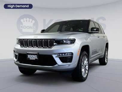 Used 2023 Jeep Grand Cherokee Summit w/ Advanced Protech Group IV