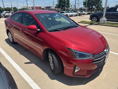 Used 2019 Hyundai Elantra SE
