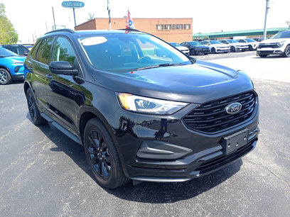 Used 2024 Ford Edge SE w/ Black Appearance Package