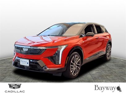 New 2025 Cadillac Optiq Sport 1 w/ LPO, Floor Liner Package