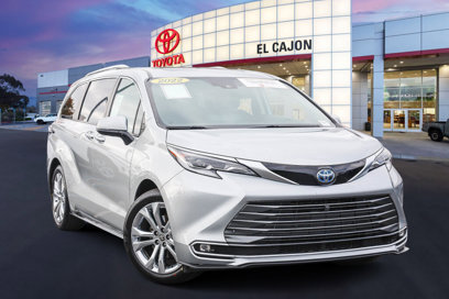 Certified 2022 Toyota Sienna Platinum