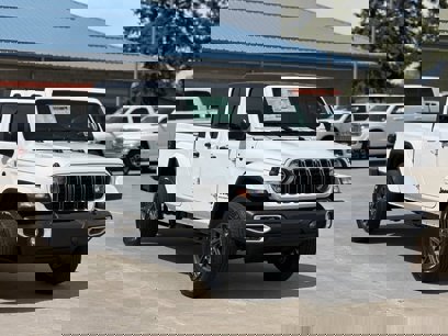 New 2025 Jeep Gladiator Sport