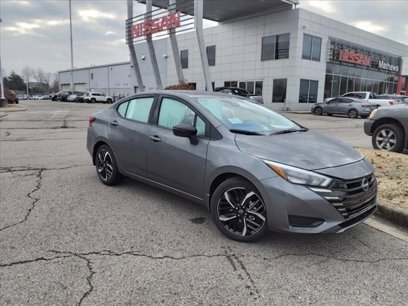 New 2025 Nissan Versa SR w/ Trunk Package