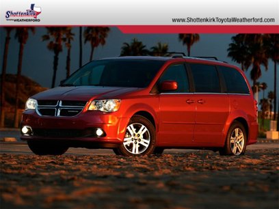 Used 2017 Dodge Grand Caravan SXT w/ Rear Park Assist Package