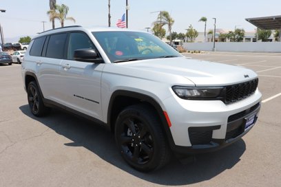 Used 2023 Jeep Grand Cherokee L Laredo