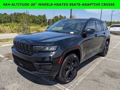 Used 2023 Jeep Grand Cherokee Altitude