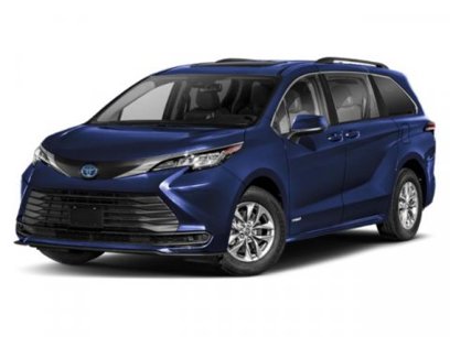 New 2025 Toyota Sienna LE w/ LE Plus Package