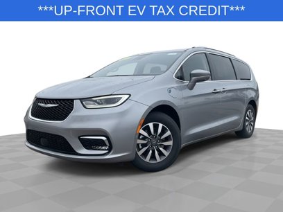 Used 2021 Chrysler Pacifica Touring-L