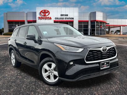 Used 2024 Toyota Highlander LE