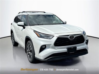 Used 2022 Toyota Highlander XLE
