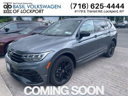 Certified 2022 Volkswagen Tiguan SE R-Line