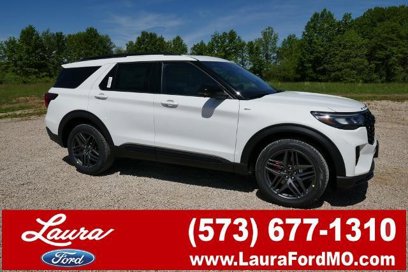 New 2025 Ford Explorer ST-Line w/ Premium Package