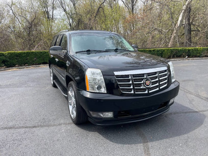 Used 2014 Cadillac Escalade Luxury