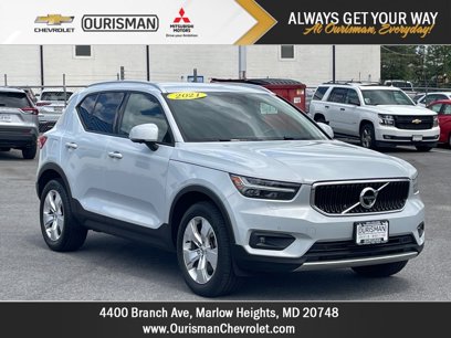 Used 2021 Volvo XC40 T5 Momentum
