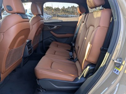 New 2025 Audi Q7 3.0T Prestige
