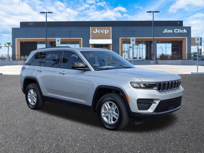 New 2025 Jeep Grand Cherokee Laredo