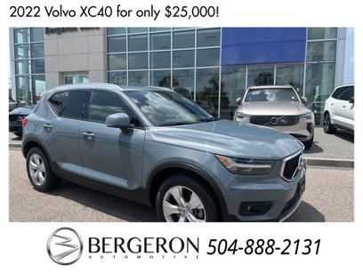 Used 2022 Volvo XC40 T5 Momentum